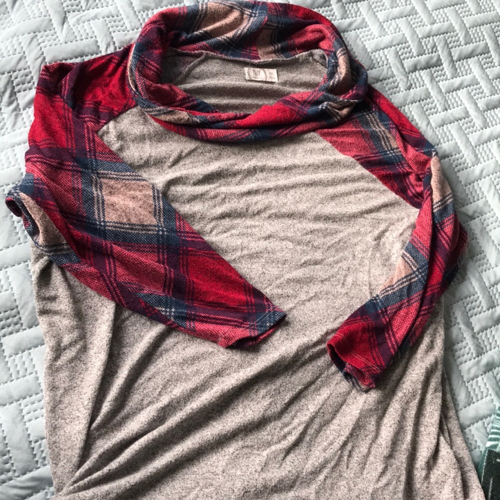 MAURICES plaid holiday light sweater